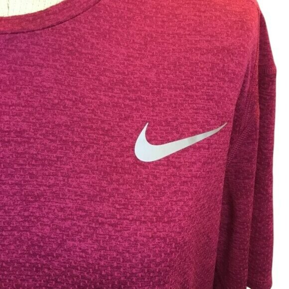 Nike Mens XXL Dri-Fit Running Shirt Magenta Polyester Lightweight Activewear - Picture 6 of 11